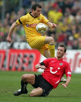Bundesliga: Hannover 96 - BVB Borussia Dortmund, Arnold Bruggink - Alexander Frei (firo)