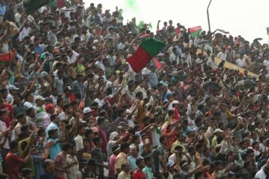 Bagan fans in full voice during their team's clash in the AFC Cup (Mango Peel)