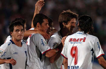 Nacional Reach Semis