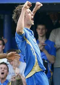 EPL: Peter Crouch, Portsmouth v Everton (PA)
