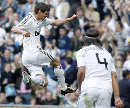 Huntelaar, Real Madrid-Almeria (MARCA)
