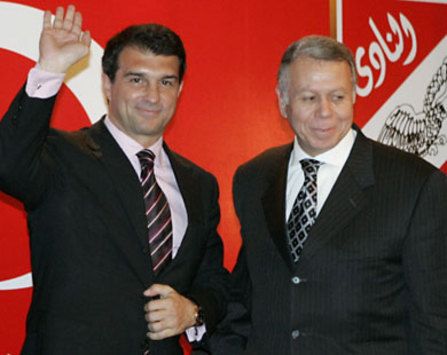 Hassn Hamdy with Laporta, Ahly Barca