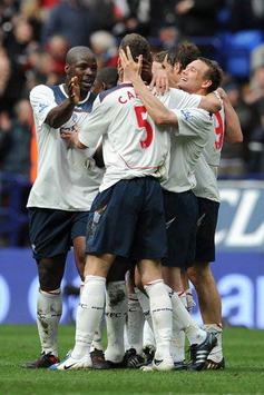 İngiltere: Gary Cahill ve takım arkadaşlarının gol sevinci (Bolton Wanderers) (PA)