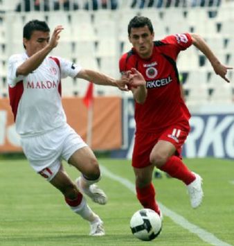 Turkcell Süper Lig: Uğur Kavuk (Antalyaspor) - Mustafa Pektemek (Gençlerbirliği) (genclerbirligi.org.tr)