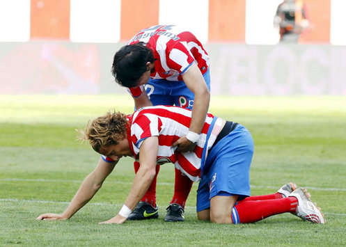 Kun Aguero, Diego Forlan, Atletico-Osasuna (MARCA)
