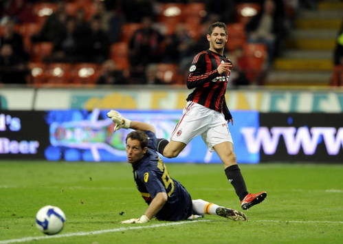 Milan's Aleaxander Pato fires wide against Lecce