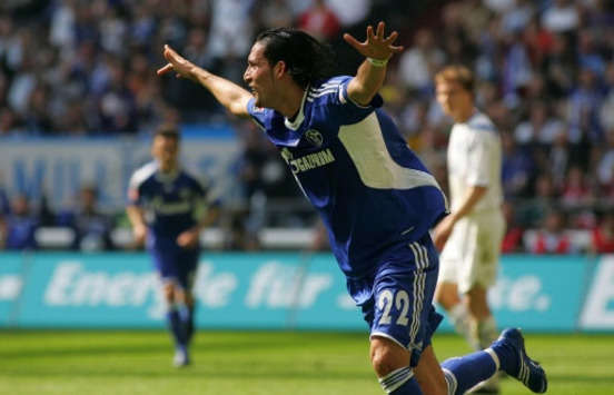Bundesliga: Schalke 04 - Karlsruher SC, Kuranyi (firo)