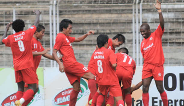 Churchill Players Delighted After Scoring Against Mohammedan Sporting (Mango Peel)