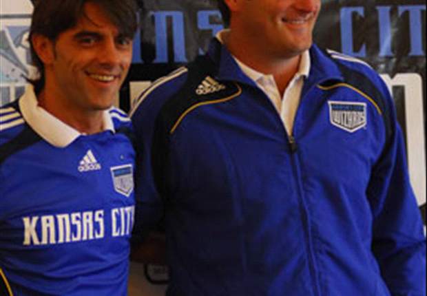 Canales Daily: Claudio Lopez Kicks It In Kansas City