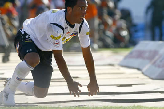 Lucas Barrios - Colo Colo (Terra.cl)
