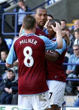 EPL: Ashley Young, Bolton Wanderers - Aston Villa (PA)