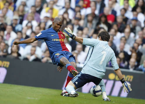 Eto'o, Casillas, Real Madrid-Barcelona (MARCA)