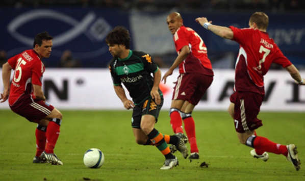 UEFA-Cup: Hamburger SV - Werder Bremen, Diego, Trochowski, Alex Silva, Jansen (firo)
