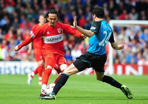 İngiltere: Tuncay Şanlı (Middlesbrough) - Carlos Cuellar (Aston Villa) (PA)