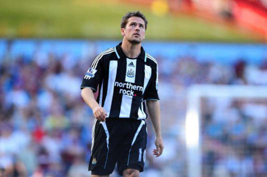 EPL: Michael Owen, Aston Villa - Newcastle United (PA)