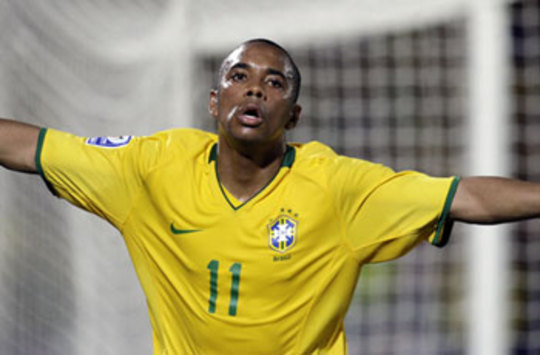 Robinho - Brazil x Paraguay