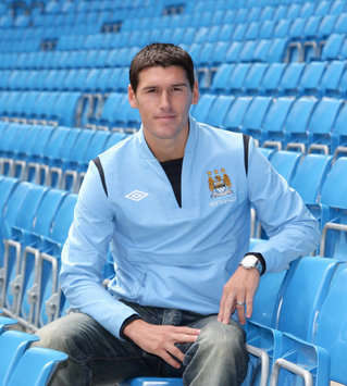 Gareth Barry - Manchester City (PA)