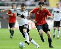 Under 21: Mesut Ozil, Javi Martinez, Germany-Spain (FIRO)