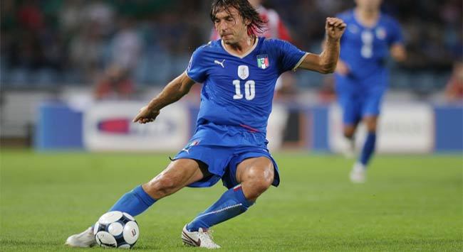 Dünya Kupası 2010 Avrupa Elemeleri: Andrea Pirlo (İtalya) (Grazia Neri)