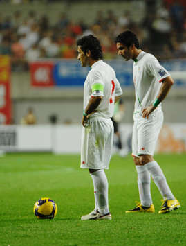 Mehdi Mahdavikia and Javad Nekounam, Korea Rep. vs Iran