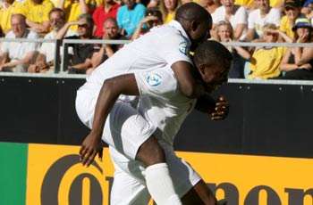 England Win On Pens