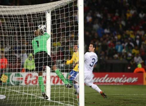 FIFA Confederations Cup: Tim Howard, USA - Brazil (PA)