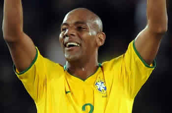 Copa América 2011: los goles de Brasil vs Ecuador