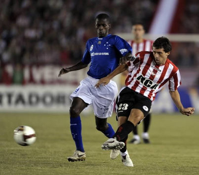 Leandro Benítez y Ramires - Estudiantes vs Cruzeiro