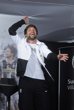Diego, the new Juventus midfielder, is delighted at his official presentation