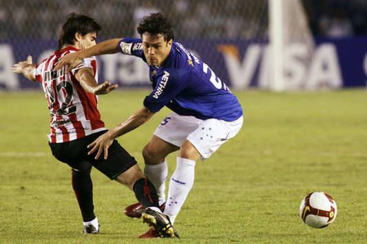 Kléber - Cruzeiro x Estudiantes