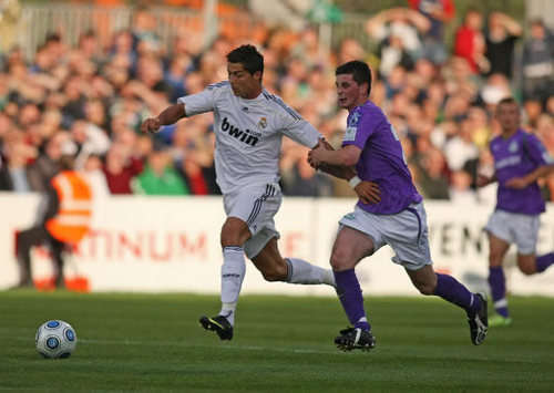 Cristiano Ronaldo bei seinem ersten Spiel im Real-Shirt