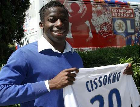 Aly Cissokho with his new Olympique Lyonnais shirt 