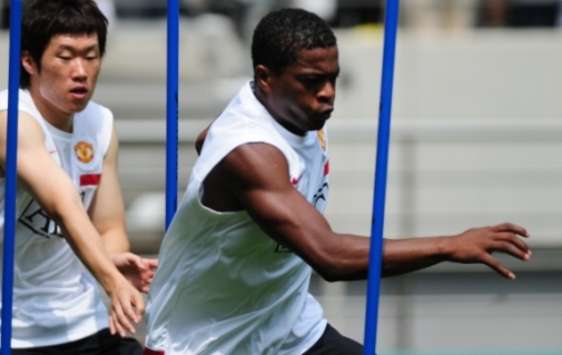Ji-sung Park and Patrice Evra, Manchester United
