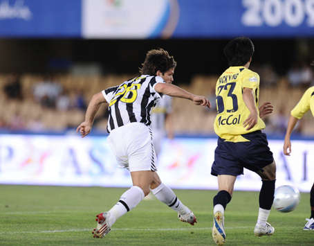 Diego trifft hier zu seinem ersten Tor im Trikot von Juventus Turin
