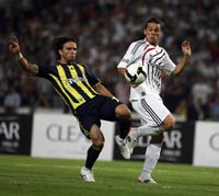 TFF Süper Kupa: Bobo (Beşiktaş) - Gökhan Gönül (Fenerbahçe) (bjk.com.tr)