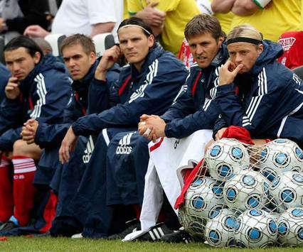 Timoschtschuk, Butt, Van Buyten, Pranjic, Lahm - Stars auf der Bayern-Bank (Firo)