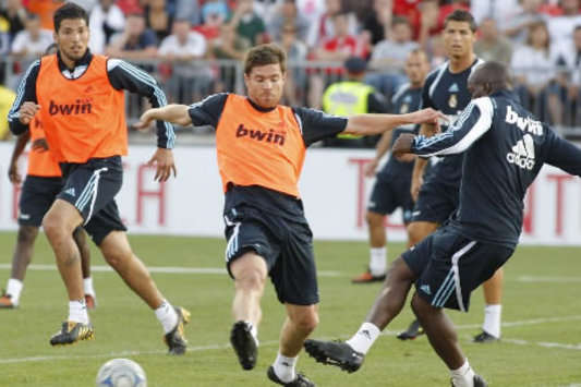 Garay, Xabi Alonso, Real Madrid (MARCA)