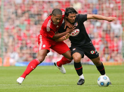 Glen Johnson, Aguero, Liverpool, Atletico de Madrid (PA)