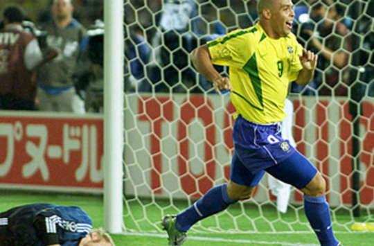 Ronaldo, World Cup Final- 2002 (ronaldo.com)