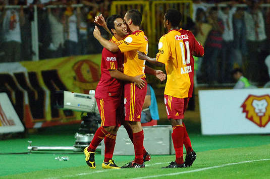 Turkcell Süper Lig: Galatasaraylı oyuncuların gol sevinci (galatasaray.org)