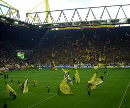 Full house in Dortmund (Bauer/Goal.com)