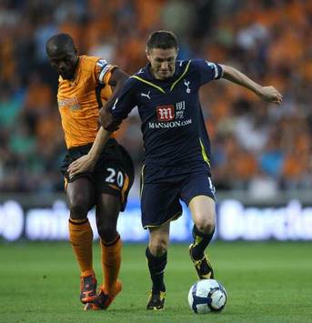 EPL: George Boateng - Robbie Keane, Hull City v Tottenham Hotspur (PA)