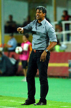Frank Rijkaard (Galatasaray teknik direktörü) (galatasaray.org)