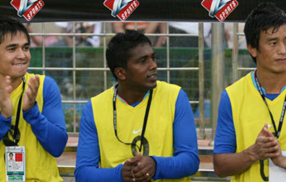 An Uncommon Sight: Bhaichung, Pradeep And Chhetri On The Bench (Mango Peel)