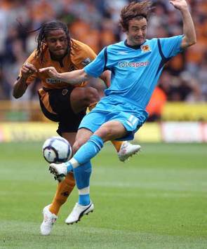 EPL: Michael Mancienne - Stephen Hunt, Wolverhampton Wanderers v Hull City (PA)