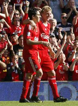 İngiltere: Dirk Kuyt (Liverpool) (PA)