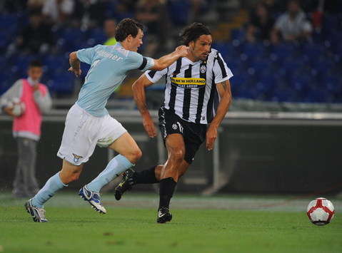 Serie A, Lazio-Juventus: Lichtsteiner, Amauri (Foto Grazia Neri)