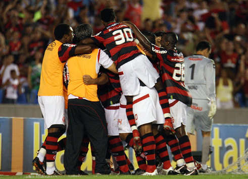Fla vence Sport
