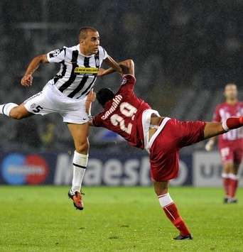 Champions League : Fabio Cannavaro (Juventus) vs Marouane Chamakh (Bordeaux)