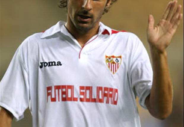 Sevilla's Escude reveals friendship with Ibrahimovic